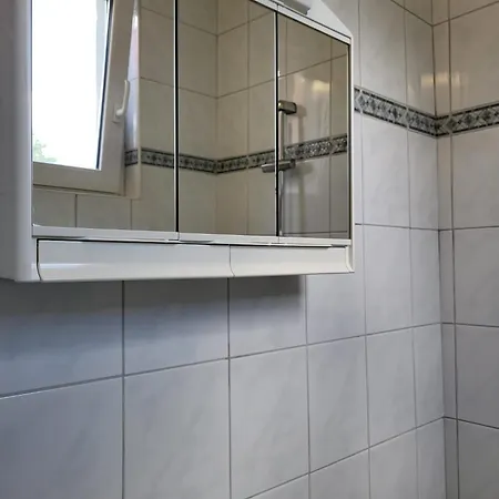 公寓 Fuer 4 Personen 2 Ca 60 Qm In Balatonmariafuerdoe, Westungarn Plattensee Balatonmáriafürdő